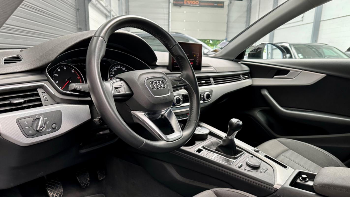 Audi A4 Avant - 35 TFSI 150 DESIGN ATTELAGE ELECTRIQUE