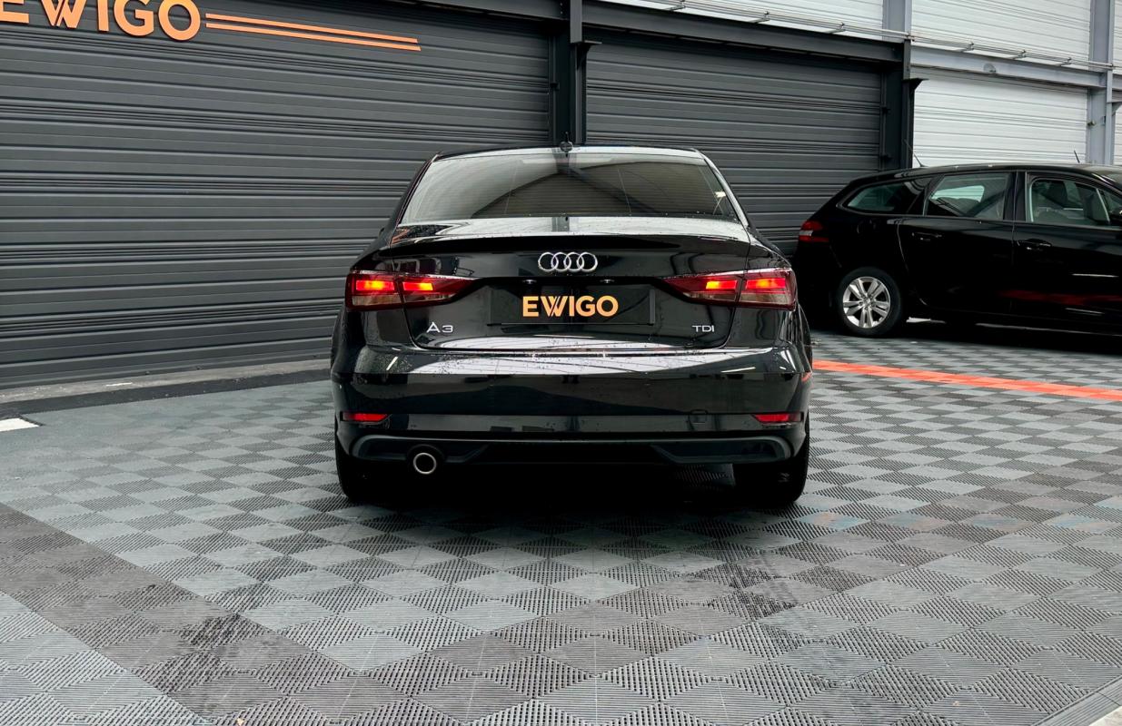 Audi A3 - BERLINE 1.6 TDI BUSINESS S-TRONIC