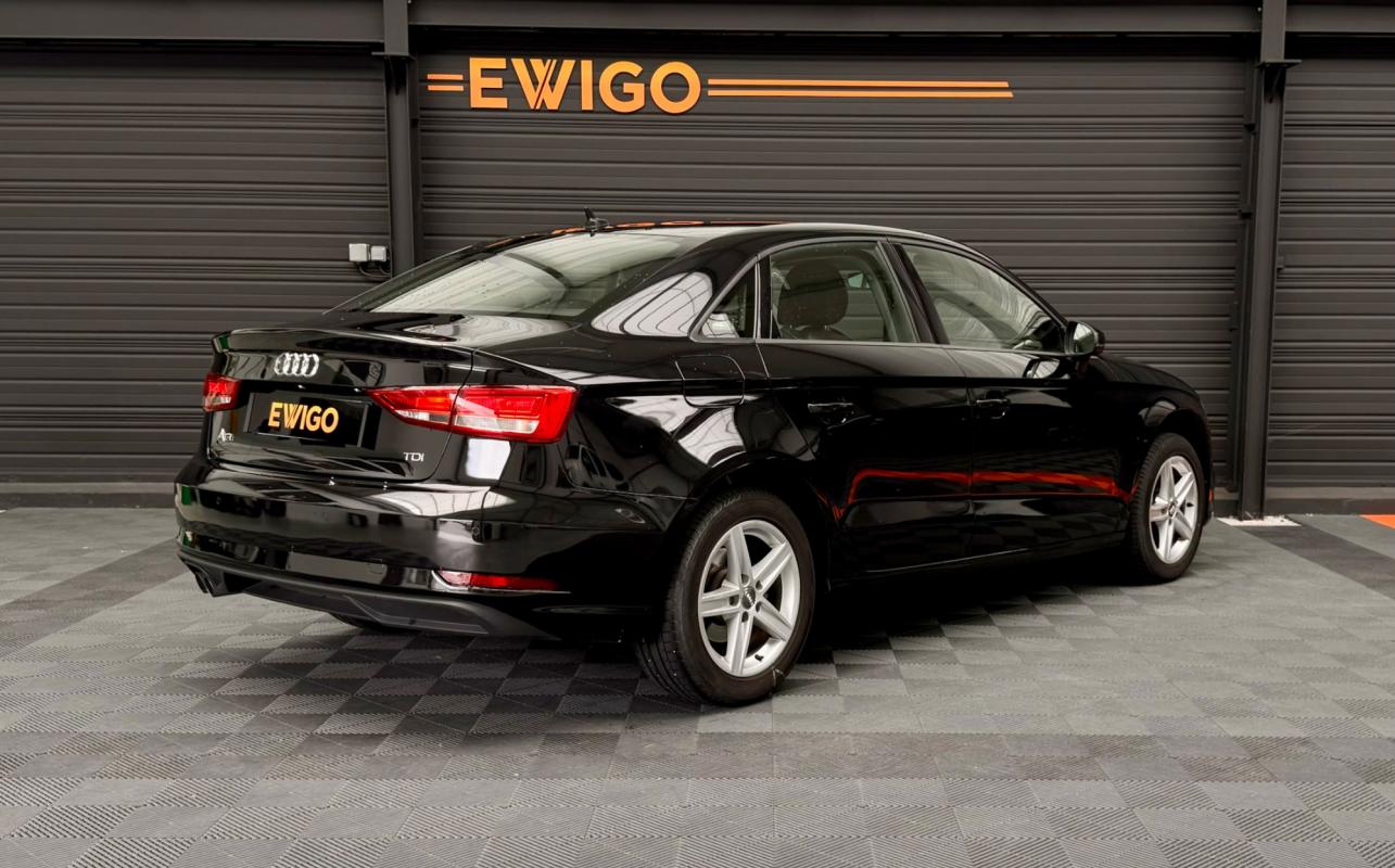 Audi A3 Berline - 2.0 TDI 150 BUSINESS LINE S-TRONIC 7 ENTRETIEN AUDI