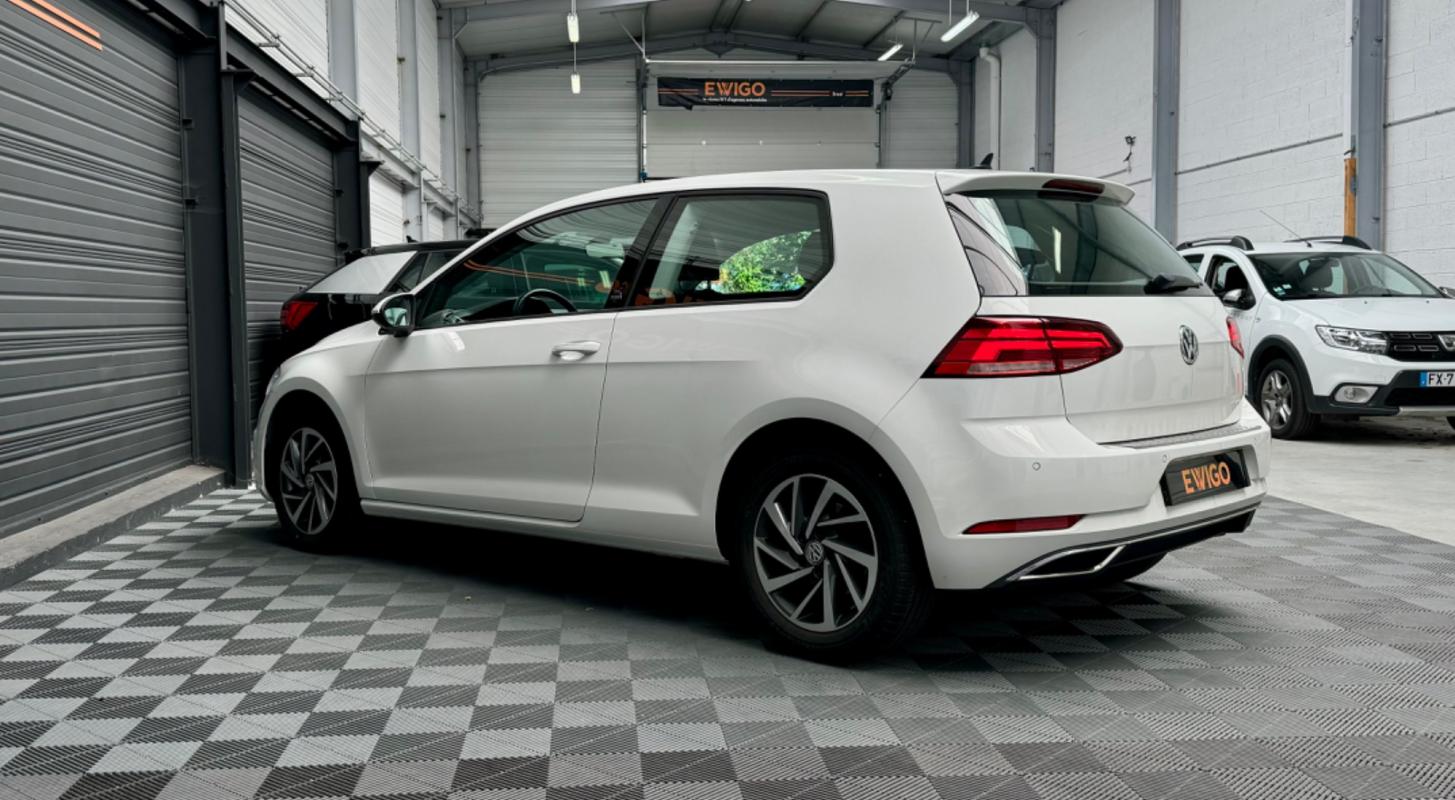 Volkswagen Golf - 1.0 TSI 110 BLUEMOTION SOUND DSG
