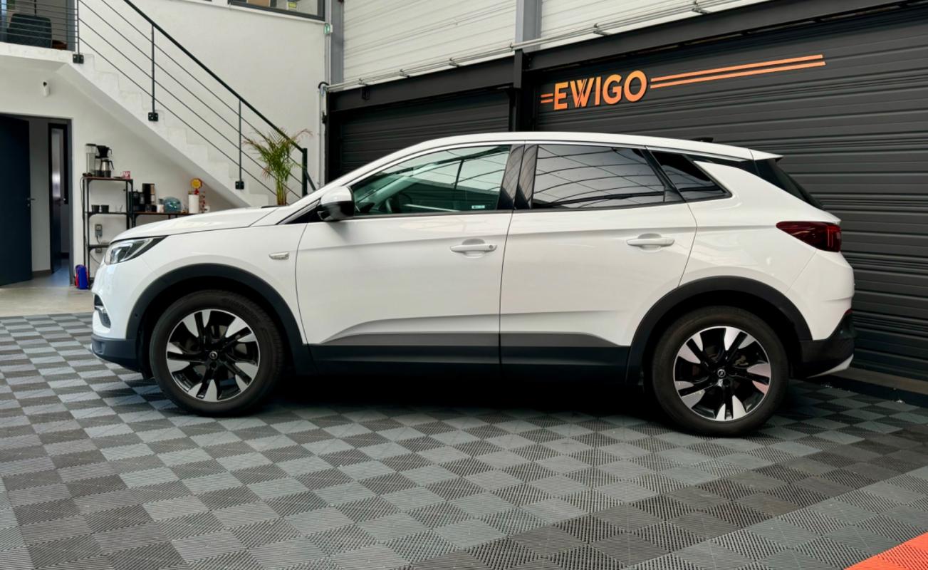 Opel Grandland X - 1.2 TURBO 130 INNOVATION DISTRI OK + ATTELAGE