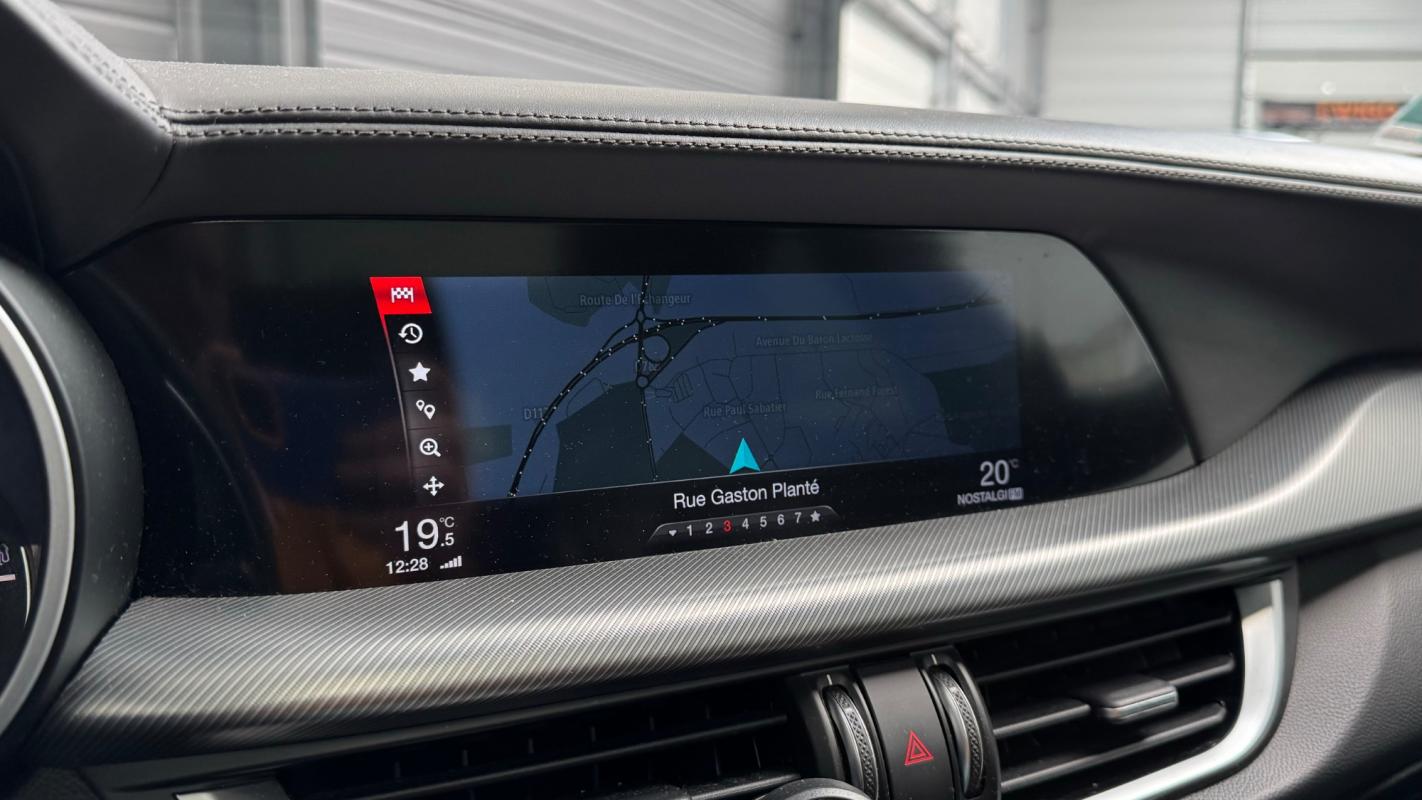 Alfa Romeo Stelvio - 2.2 D 210 EXECUTIVE Q4 BVA