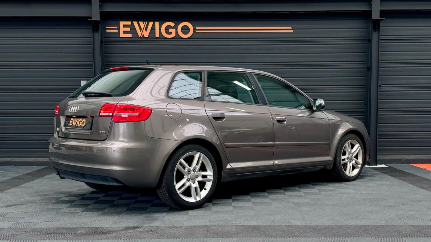 Audi A3 - SPORTBACK 2.0 140 AMBITION LUXE