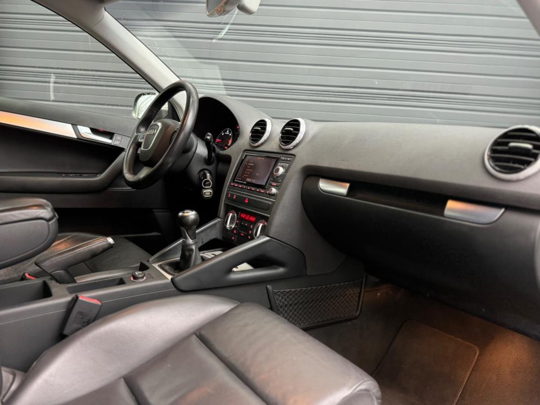 Audi A3 - SPORTBACK 2.0 140 AMBITION LUXE