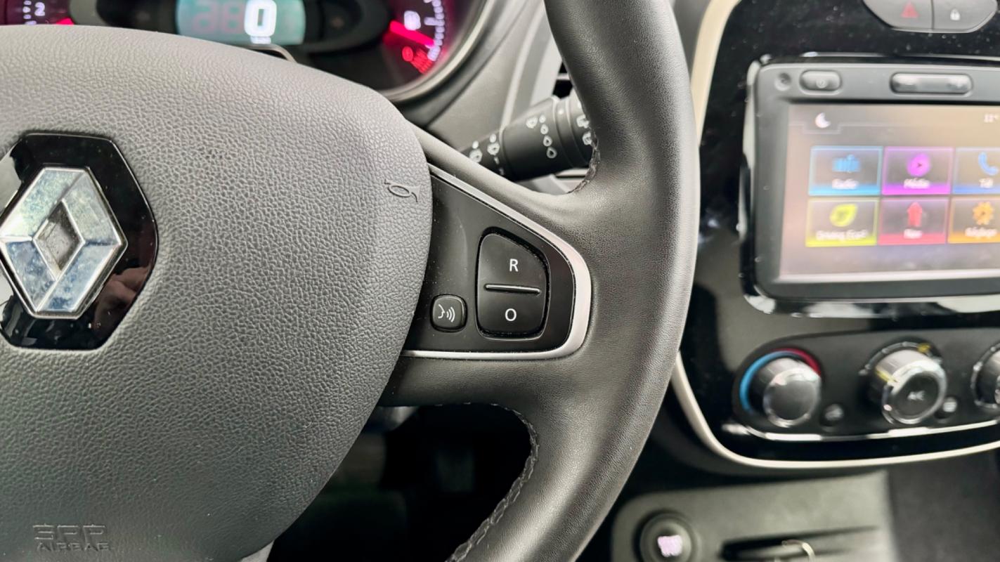 Renault Captur - 0.9 TCE 90 BUSINESS INTENS