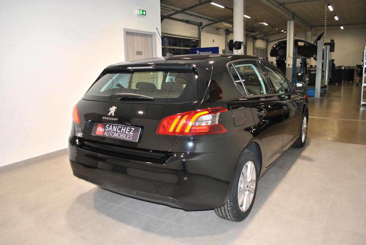 Peugeot 308 - II (2) 1.5 BLUEHDI 130 ACTIVE PACK