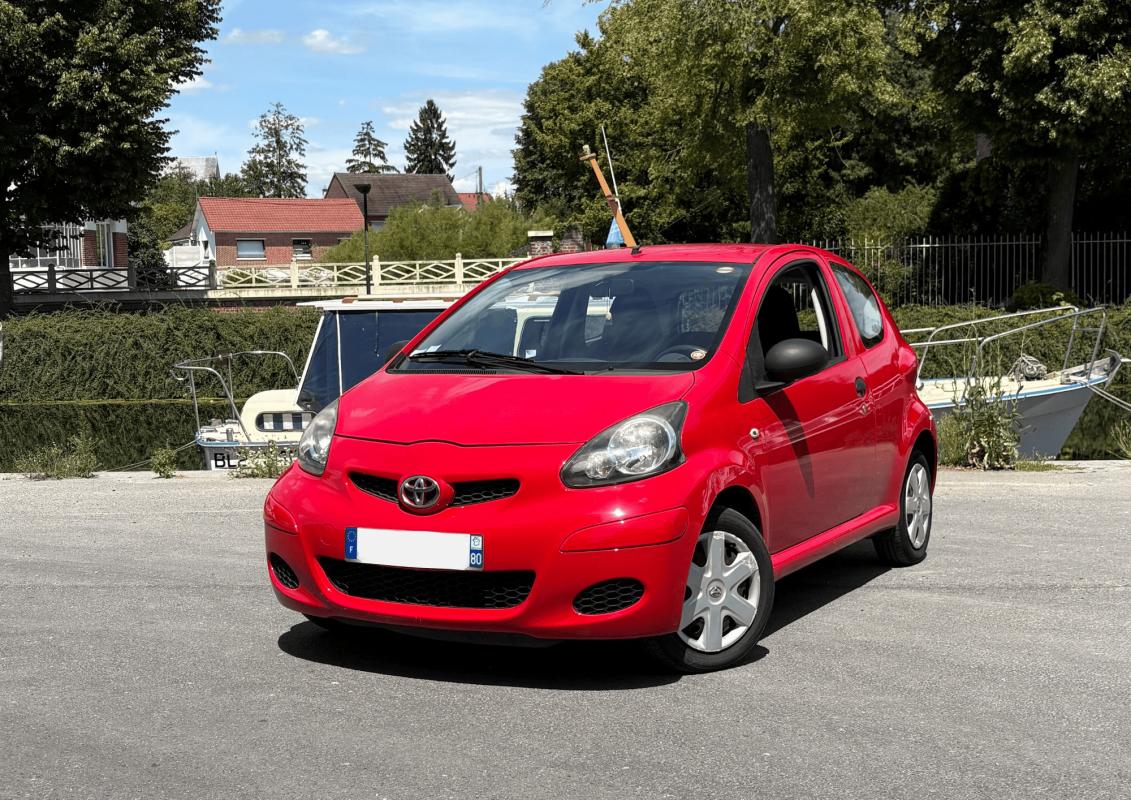 Toyota Aygo VVTI 1.0 3 PTS PHASE 2 70 CH